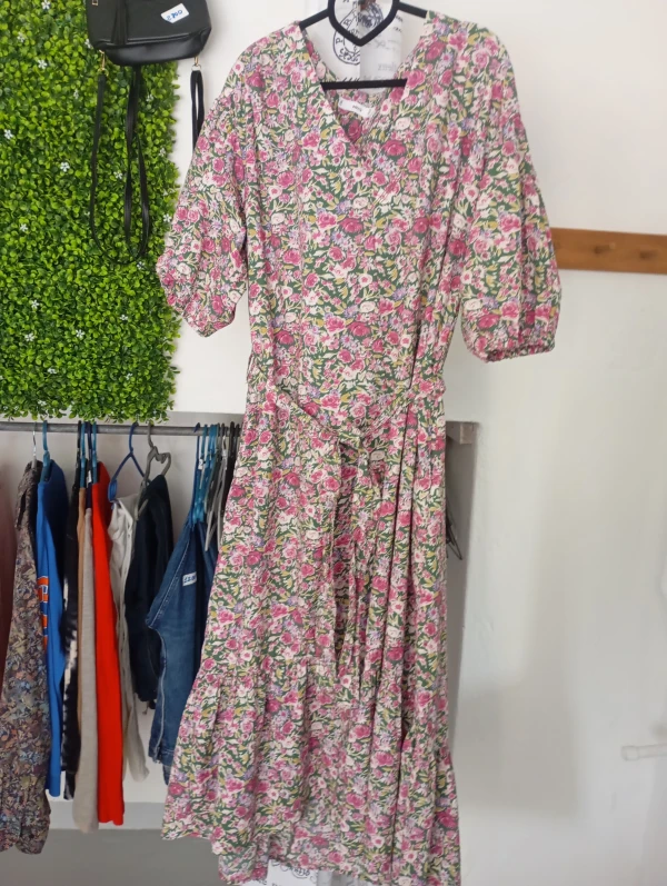 Vestido Mango estampado's foto | HAYDEE 'S |  BizneCubano